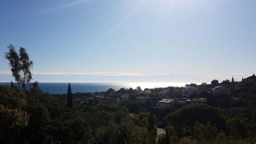 Villa le repere, quartier calme, climatisee avec piscine